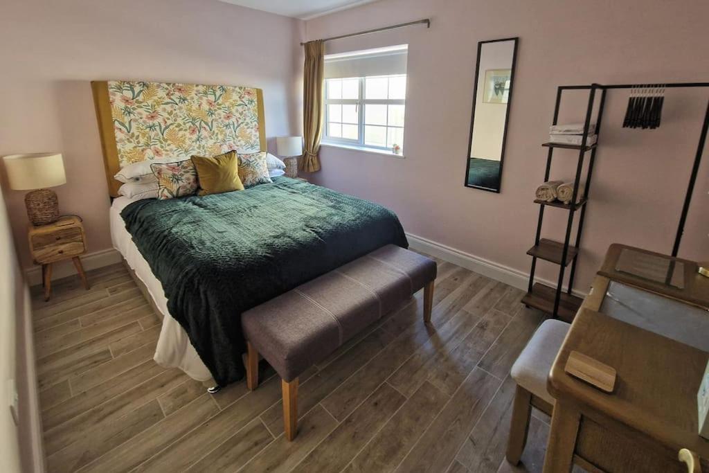 Appartement Gleann Ciuin à Ballymartin Extérieur photo