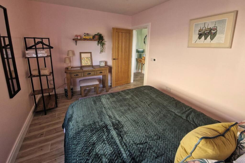 Appartement Gleann Ciuin à Ballymartin Extérieur photo