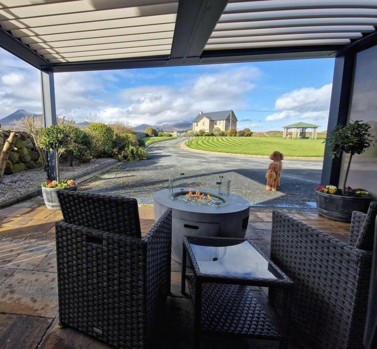 Appartement Gleann Ciuin à Ballymartin Extérieur photo
